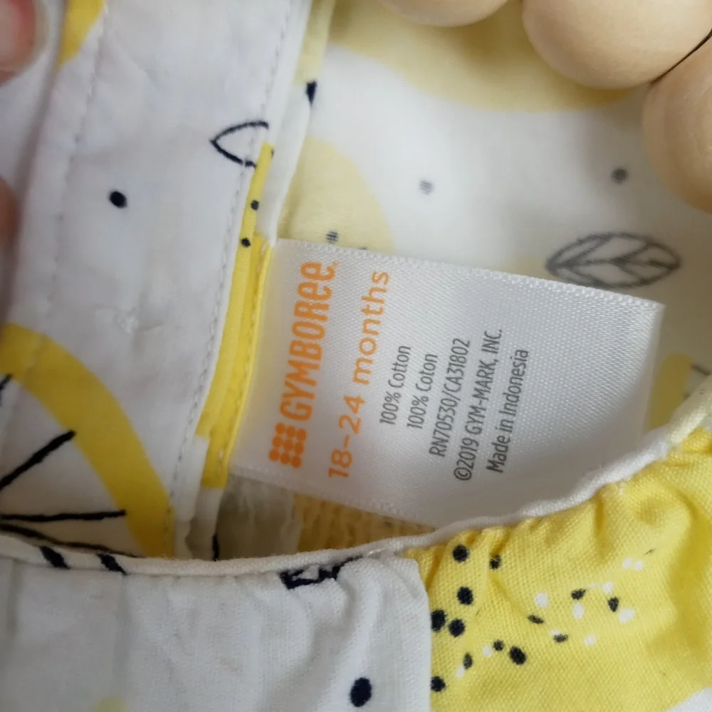 Gymboree girls size 18-24 mos white ruffle lemon design blouse ruffle neckline